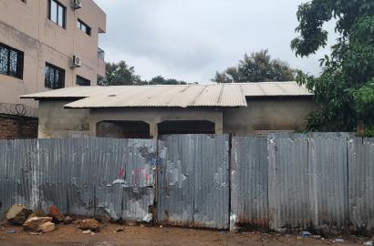 🏡 Maison à Vendre – Lakouanga (Bangui)